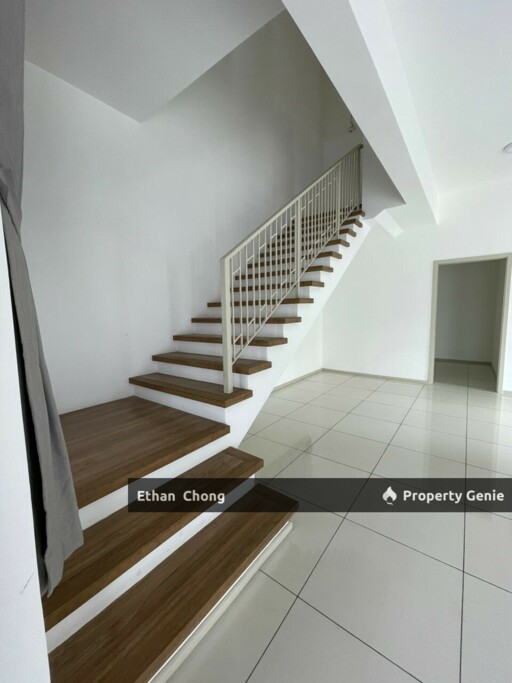 ELMINA GARDEN DOUBLE STOREY END LOT FOR SALE