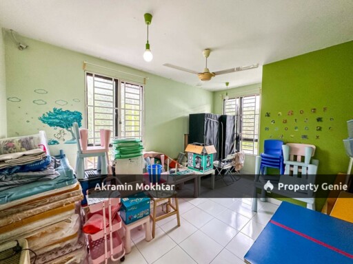 Freehold | 2 Storey CORNER LOT TAMAN SEMENYIH PARKLANDS, BERANANG