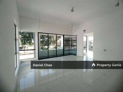 Lapangan Akasia Ipoh Freehold Double Storey Bungalow House For Sale