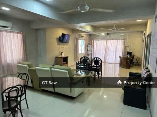 Cheras F/Furnished 2 Storey Corner House, En Suite Bathrooms For Sale