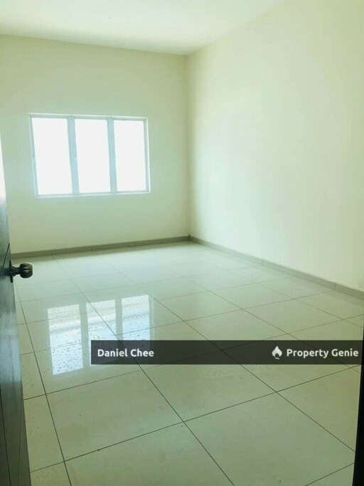 Lapangan Hartamas Double Storey Terrance House For Rent