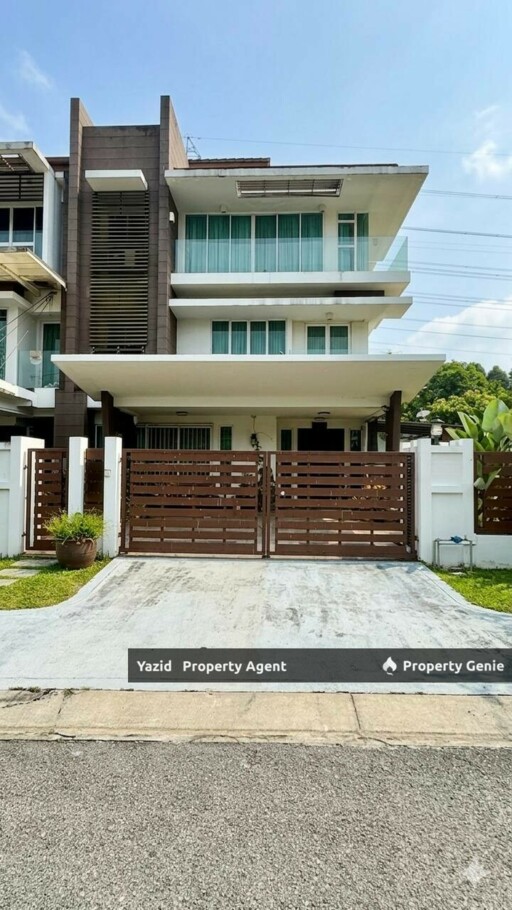 CORNER, Double Storey, USJ Heights, Subang Jaya