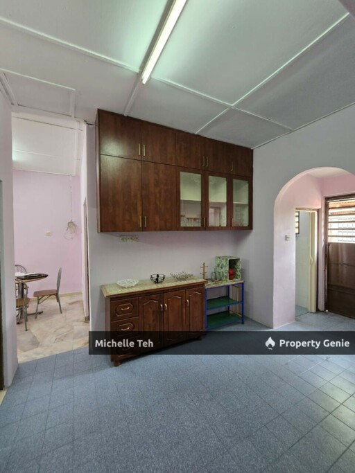Perak Batu Gajah Rumah Renovated Setingkat Sedia Disewa