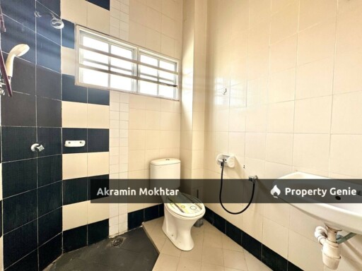Double Storey Terrace Intermediate Seksyen 5, Kota Puteri, Rawang