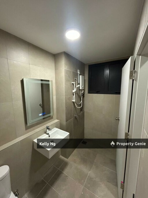 D'Sini Residence Partly Furnished At Setia Alam Shah Alam For Rent