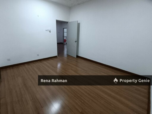 Townhouse Suci Bandar Ainsdale
