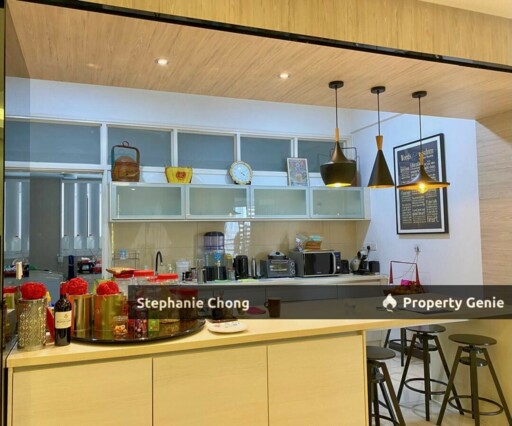 Luxurious Condo @ 9 Bukit Utama, Bandar Utama (Freehold)