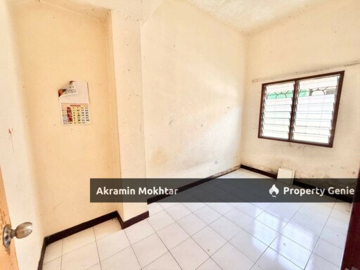 NEAR LRT FREEHOLD 2 Storey Taman Puchong Prima, Puchong