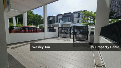 New Cheng 2 Storey Terrace Gated Community 20x70 Freehold 4rooms Bare