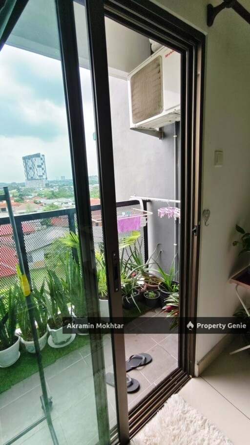 Freehold Corner Unit Residensi Zamrud, Kajang 2