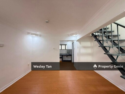 Malim 2 Storey House Fully Reno Partly Furnished 2 Rooms Partly Fitted