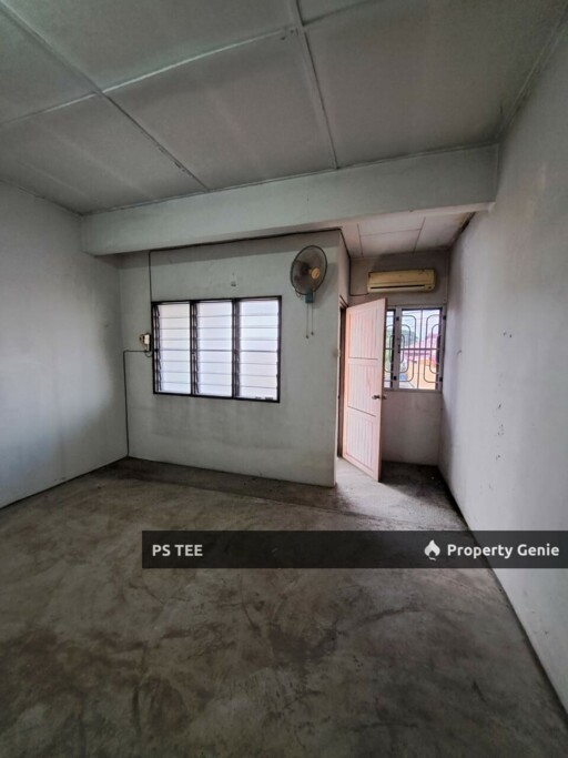Klang Batu Belah Double Storey linked house