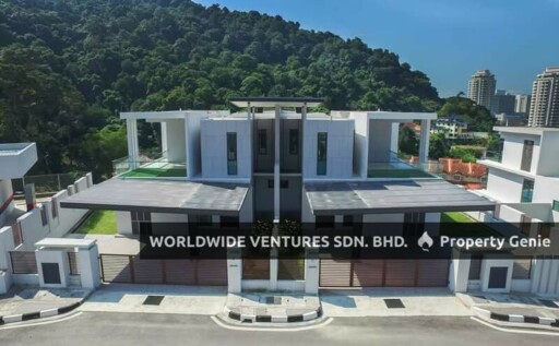 TREHAUS SEMI D VILLA