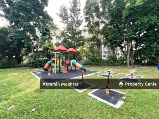 Freehold, Facing Open & Renovated | Double Storey, Taman Bukit Emas @ Seri Kembangan