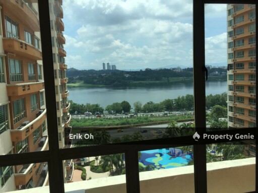 East Lake Residence Seri Kembangan  For Sale Corner Unit 1093sqft