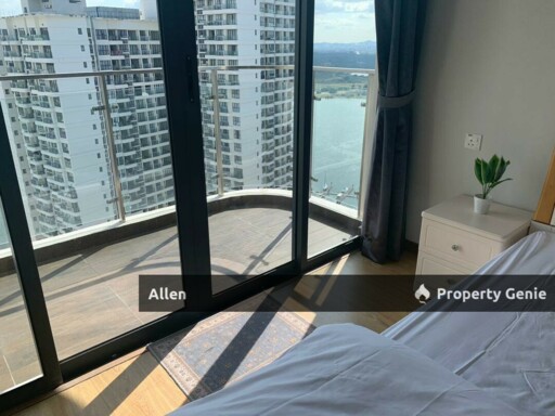 Bay Point @ Country Garden Danga Bay – Spacious 3BR with Sea View