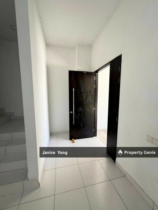 Caranday Park Setia Tropika Cluster House For Rent
