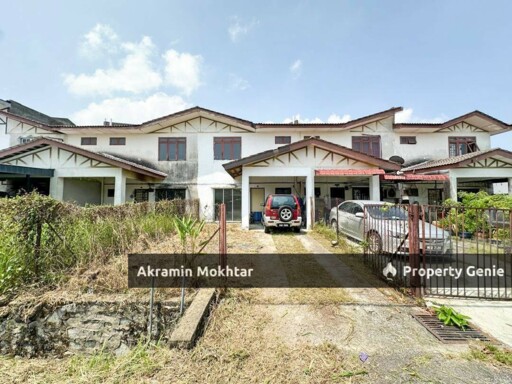 Freehold | Double Storey Jalan Kemboja, Bukit Sentosa 3, Rawang