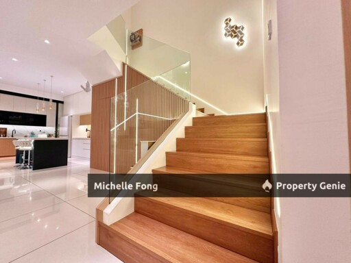 Taman Mutiara Bestari 2 / Mutiara Rini / Skudai / 2 Storey Cluster / Fully Renovated / Fully Furnish