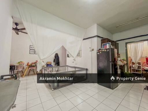 Ground Floor & 1 Covered Parking | Vista Impiana Apartment, Bukit Serdang, Seri Kembangan.
