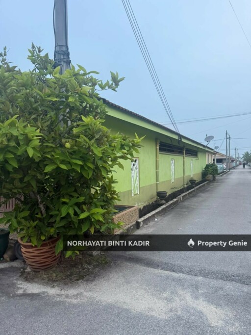 TERES SETINGKAT INDERA SEMPURNA, END LOT KUANTAN(FULLY RENOVATED)