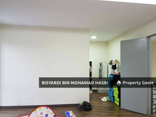 6,168 SQ.FT Corner Lot Semi Detached, Taman Delima Jaya Dengkil, Sepang.