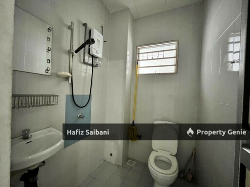Townhouse Taman Tropika 2 Kajang