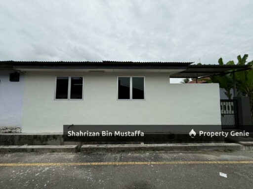 International Lot, End Lot, Taman Sri Saujana, Kota Tinggi, Johor