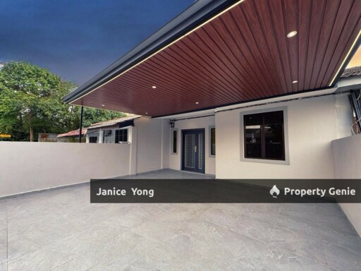 Taman Johor Jaya Jalan Teratai 32