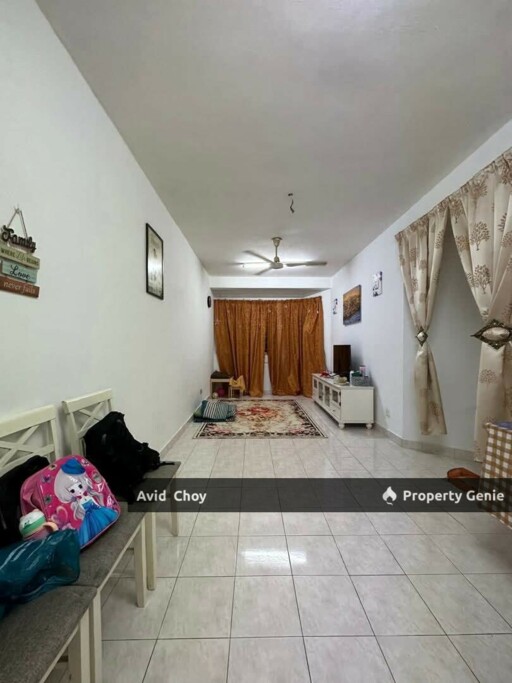 Vista seri alam apartment , level 1 for sale