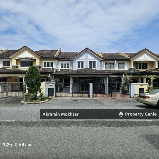 Freehold | Double Storey Terrace Jalan S.P 2, Taman Sri Putra 1 Sg Buloh Bukit Rahman Putra