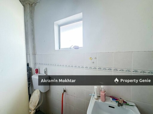 Freehold & Renovated | 2 Storey Terrace Taman Bunga Negara Seksyen 27, Shah Alam.