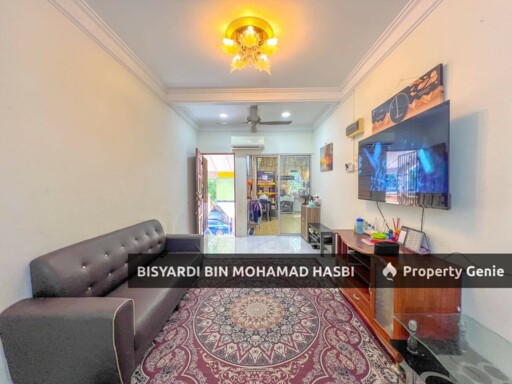 RENOVATED TOWNHOUSE (Upper Floor) TAMAN SAGA, AMPANG .