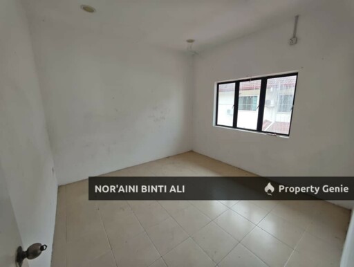 DOUBLE STOREY CORNERLOT  BANDAR PUTRA, KUANTAN PAHANG  ➡️ Freehold | Open Title