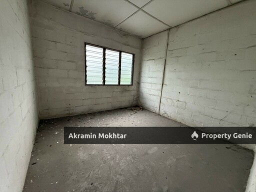 2 STOREY LOW COST TAMAN BUKIT KEMUNING,  SEKSYEN 32, SHAH ALAM