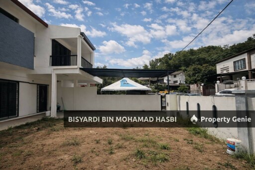 "Refurbished & Renovated" Double Storey Semi Detached House Taman Cuepacs, Batu 9, Cheras Selangor.