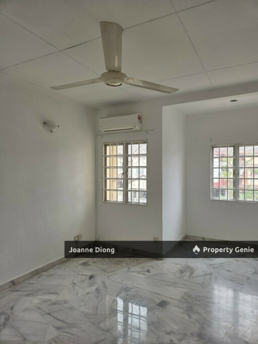 USJ 20 Double Storey House