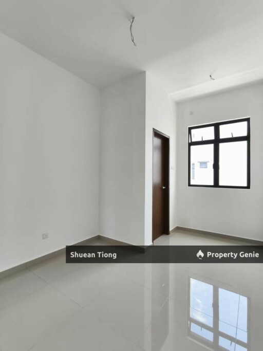 Brand New Unit! Dato Onn 2 Storey Terrace!