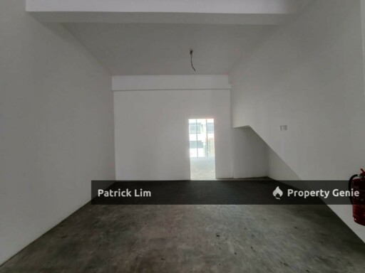 3-Storey Shop Lot For Rent @ Melaka Raya