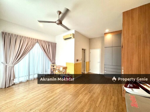 Freehold & Renovated | 2-STOREY TERRACE Parkfield Residences TROPICANA HEIGHTS, KAJANG
