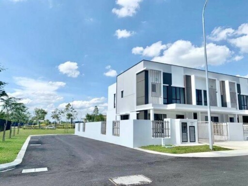 Aronia @ Setia Ecohill 2