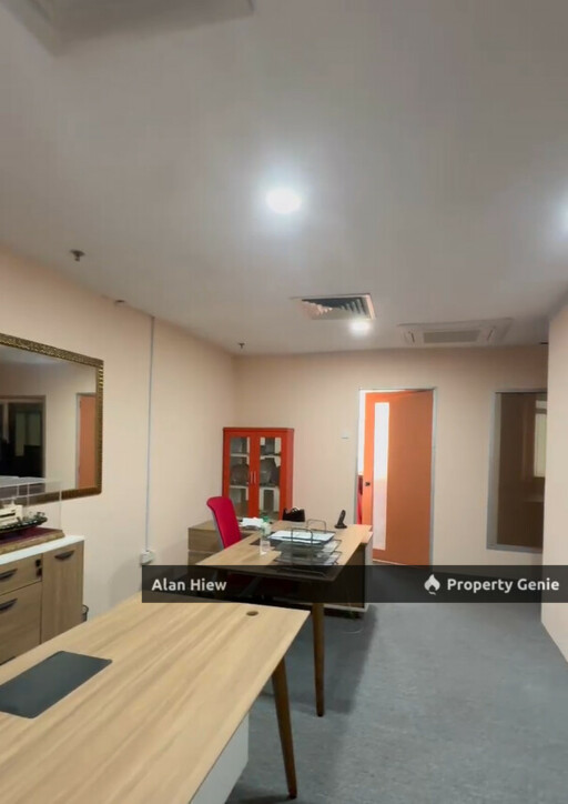 Wisma UOA Centre