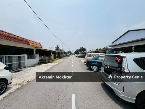 Partially Furnished, Renovated & Extended | 1 Storey Terrace Jalan Nilam 2 Taman Sri Nanding Hulu Langat Selangor