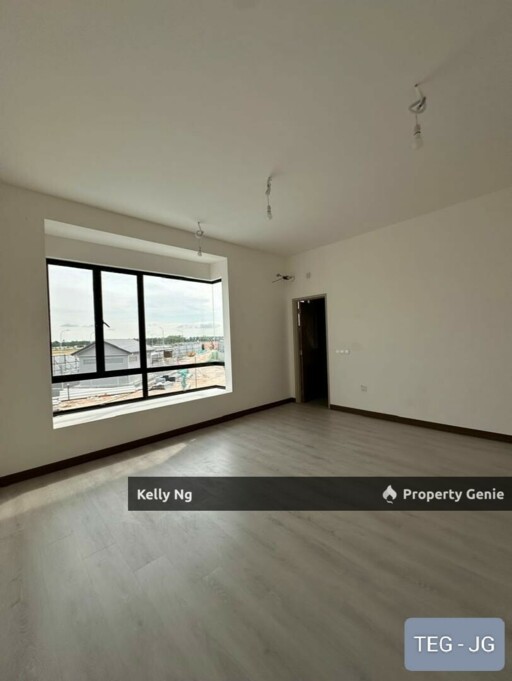 Brand New 2 Sty House At Nadira 3 Bandar Bukit Raja Klang For Rent