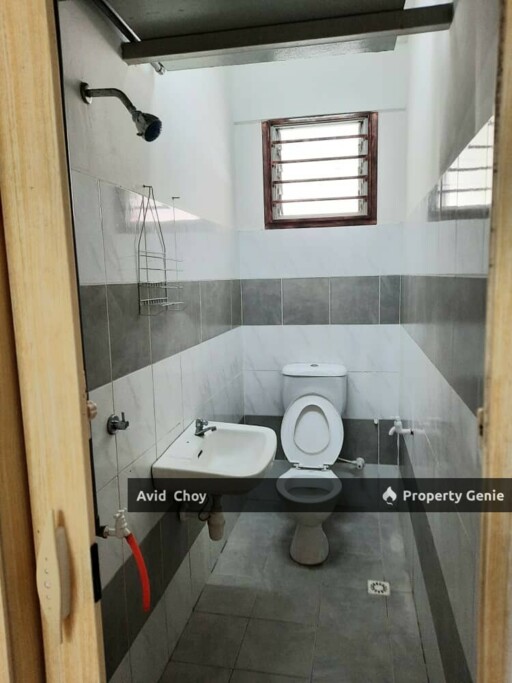 Taman Seroja , Tampoi, Medium Cost flat(Level 4)