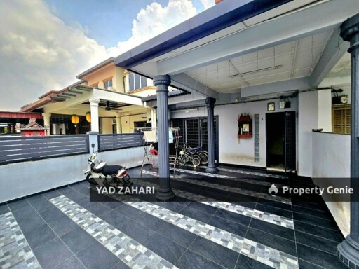 Seksyen 25, Shah Alam | 2-Storey Terrace 4 Bedrooms | RM460K - Freehold, Below Market & Extra Land 6Ft