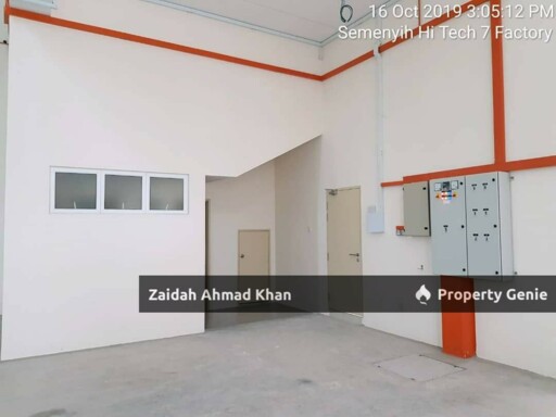 KAWASAN PERINDUSTRIAN HITECH JALAN HITECH 7 SEMENYIH 1.5 STOREY SEMI D FACTORY FOR SALE FREEHOLD INDIVIDUAL TITLE