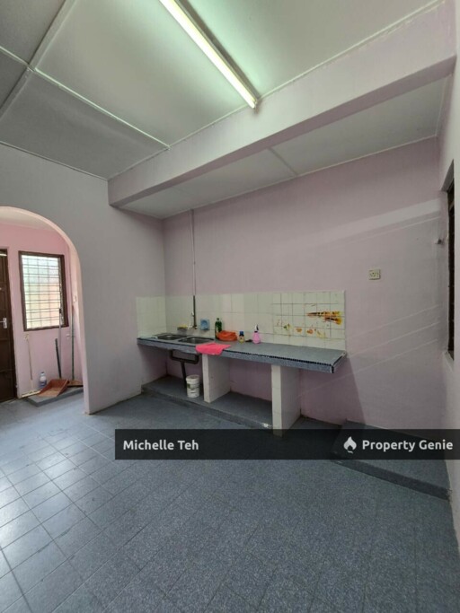 Perak Batu Gajah Rumah Renovated Setingkat Sedia Disewa