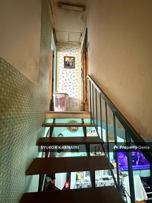 Rumah Teres Dua Tingkat, Jalan Bunga Tanjung, Taman Saraya Ampang