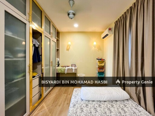 Fully Renovated & Fully Furnished Double  Storey Semi Detached Ficus Peak @ Denai Alam, Shah Alam.